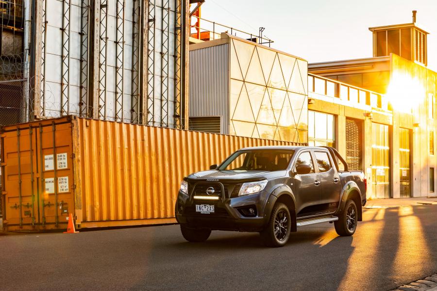  Nissan Navara ST Black Edition Dual Cab 2018 года  (AU) (фото 22 из 26)